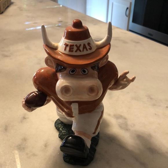 Bevo mascot - Picture 1 of 6